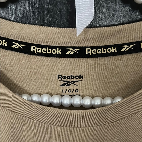 Reebok Tan Short Sleeve Tee Casual Cotton Blend - Picture 2 of 2
